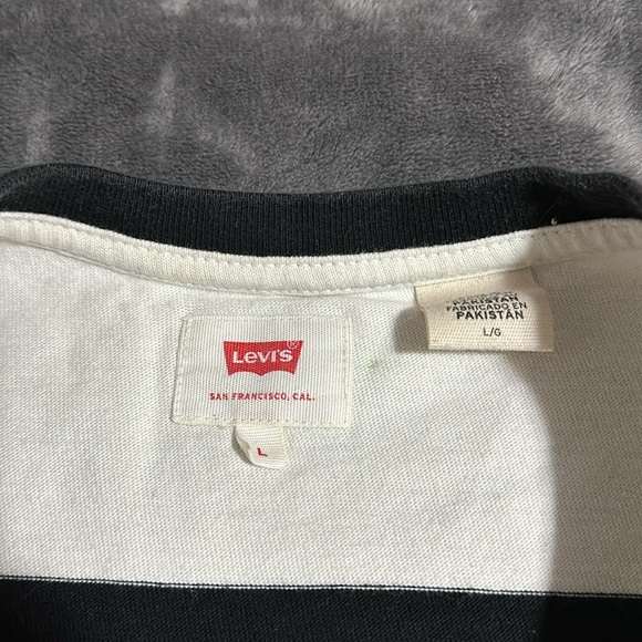 Levi’s Men’s T-Shirt - Picture 3 of 4